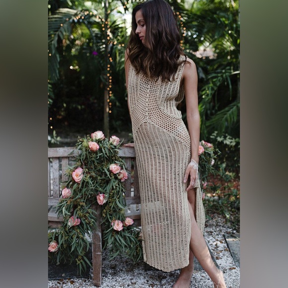 Vintage style sheer crochet knit, lovely as a beach coverup or a dress with slip - Picture 2 of 2